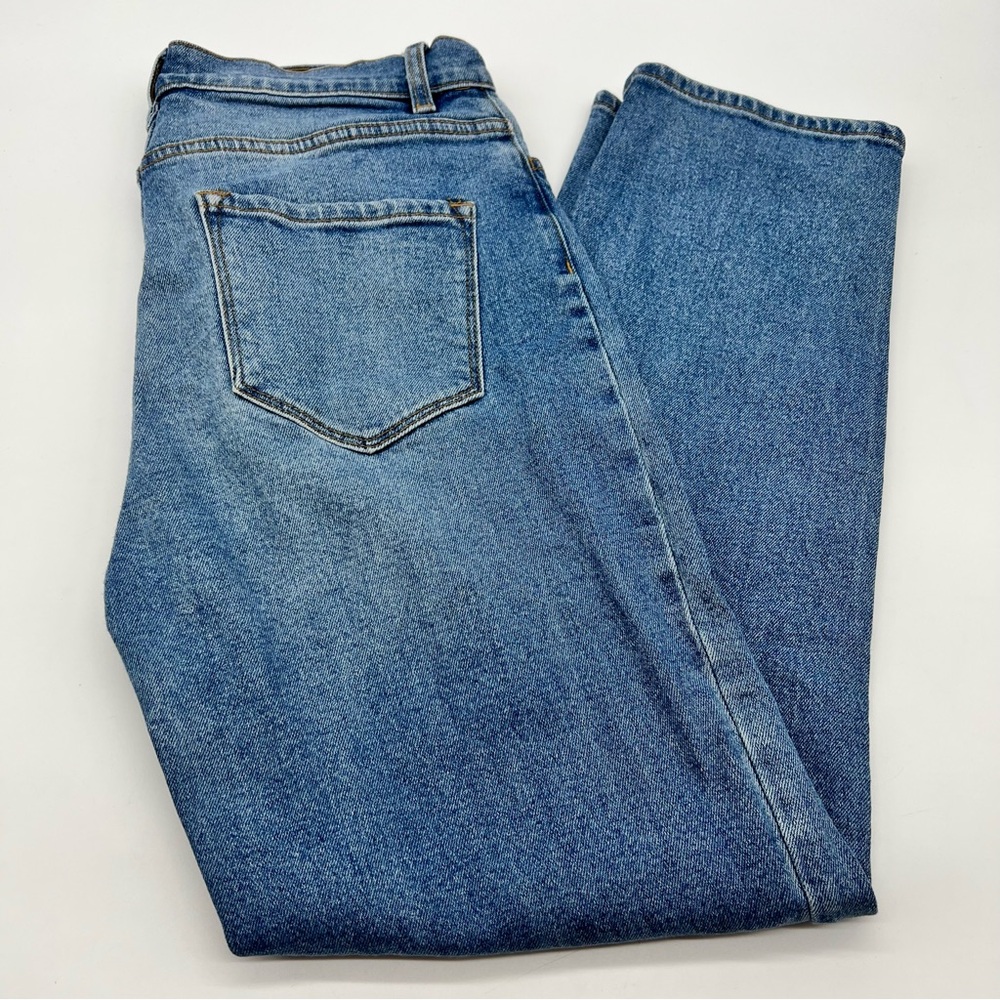 Fashion Nova Women’s Medium Blue Boyfriend Tapered High Rise Denim Jeans-Size 13